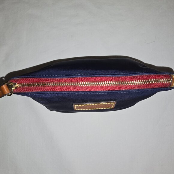 Dooney & Bourke Wayfarer Navy Blue Nylon Zip Cosmetic Bag / Coin Pouch FLAWLESS - Picture 7 of 10